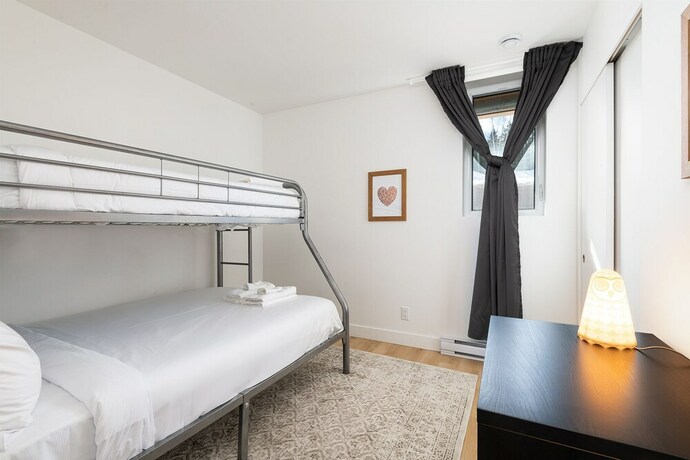 Imagen general del Hotel La Pignoronde. Foto 10