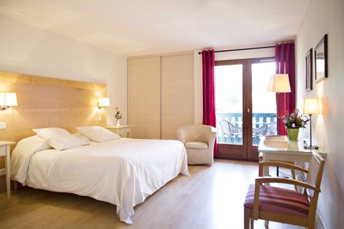 Imagen de la habitación del Hotel La Pinède, AMELIE-LES-BAINS-PALALDA. Foto 7