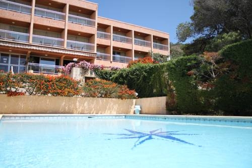 Imagen general del Hotel La Pin&egrave;de. Foto 3