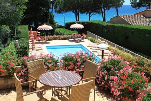 Imagen general del Hotel La Pin&egrave;de. Foto 5