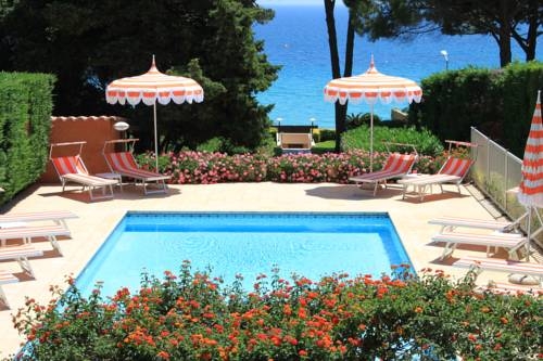 Imagen general del Hotel La Pin&egrave;de. Foto 6