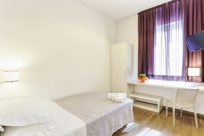 Imagen de la habitación del Hotel La Pineta, Follonica. Foto 2