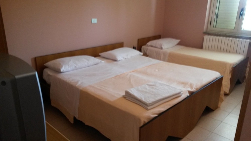 Imagen de la habitación del Hotel La Pineta, Joppolo. Foto 4