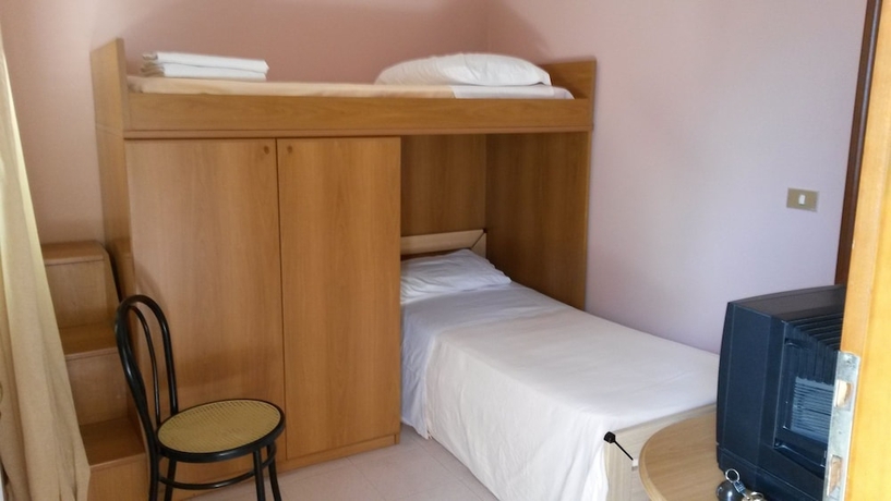 Imagen de la habitación del Hotel La Pineta, Joppolo. Foto 8