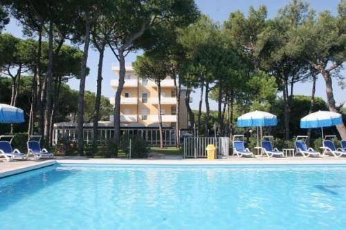 Imagen general del Hotel La Pineta, Lido Di Jesolo. Foto 12