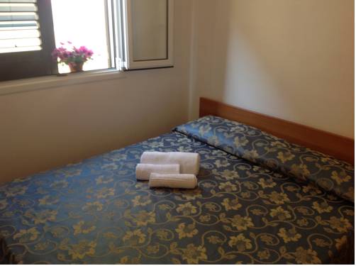 Imagen de la habitación del Hotel La Pineta Residence. Foto 4