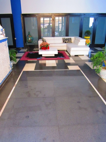 Imagen de los interiores del Hotel La Piramide, Costa de Sicilia. Foto 12