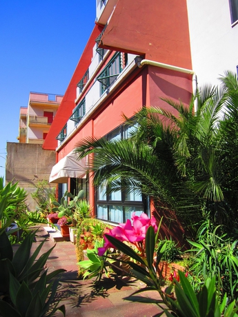 Imagen general del Hotel La Piramide, Costa de Sicilia. Foto 3