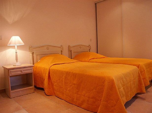 Imagen de la habitación del Hotel La Piscine. Foto 5