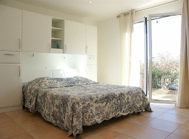 Imagen de la habitación del Hotel La Piscine. Foto 11