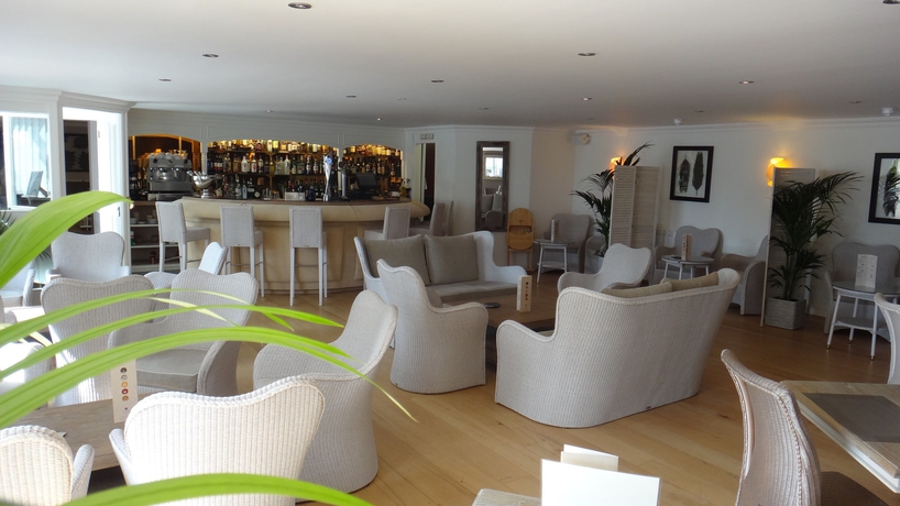 Imagen del bar/restaurante del Hotel La Place, Jersey. Foto 3