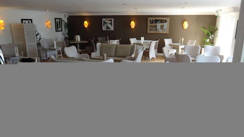 Imagen del bar/restaurante del Hotel La Place, Jersey. Foto 4