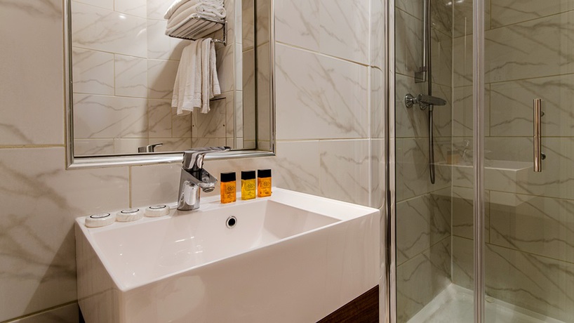 Imagen general del Hotel La Place, Londres. Foto 2