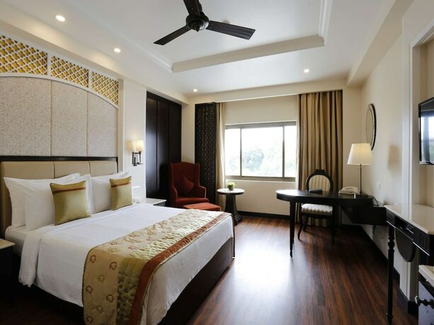 Imagen de la habitación del Hotel La Place Sarovar Portico, Lucknow. Foto 20