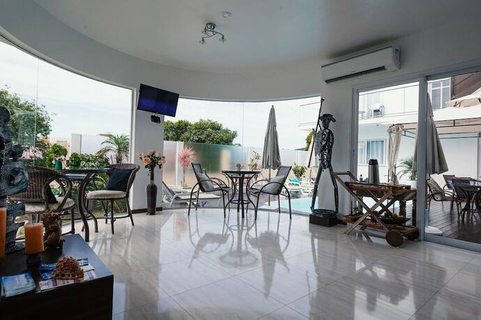 Imagen general del Hotel La Plage Residence. Foto 10