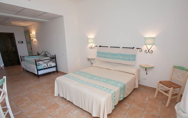 Imagen de la habitación del Hotel La Plage Resort, Marina di Sorso. Foto 2