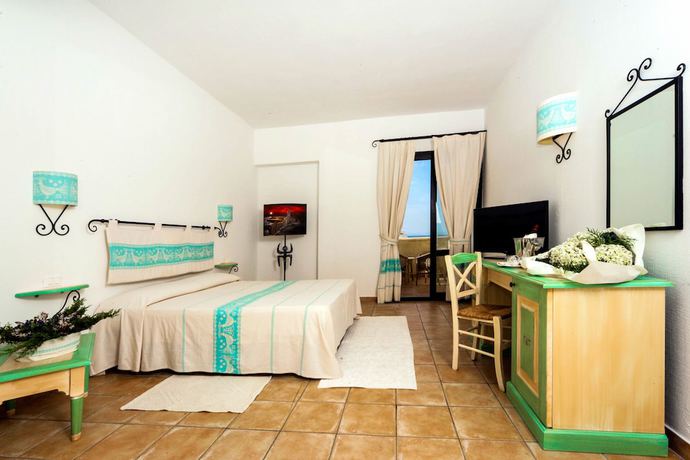 Imagen de la habitación del Hotel La Plage Resort, Marina di Sorso. Foto 13