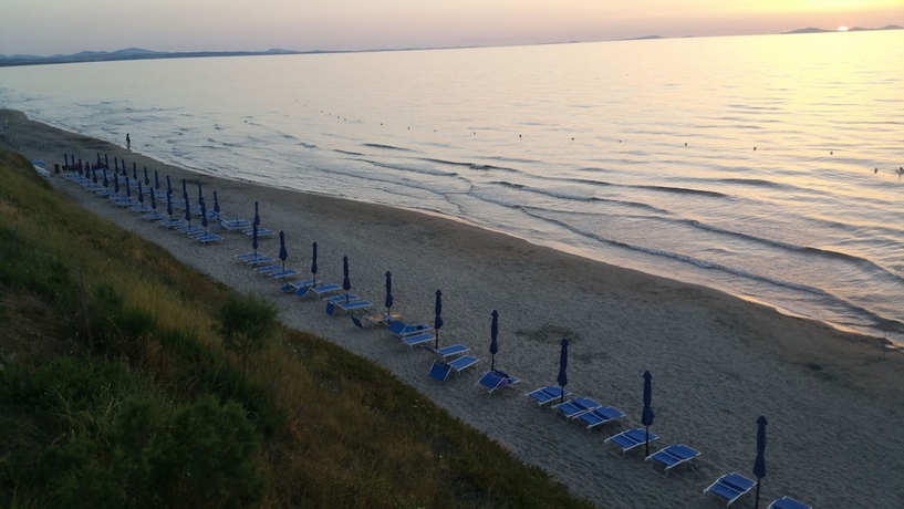 Imagen de los exteriores del Hotel La Plage, Sorso. Foto 11