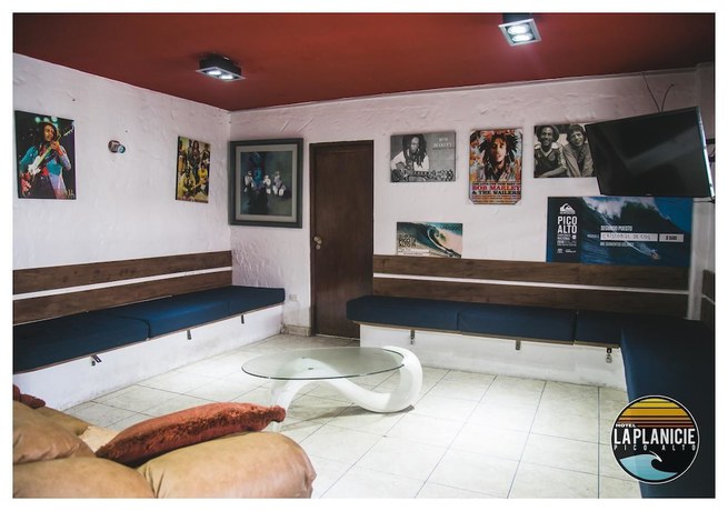 Imagen de los interiores del Hotel La Planicie de Pico Alto. Foto 12