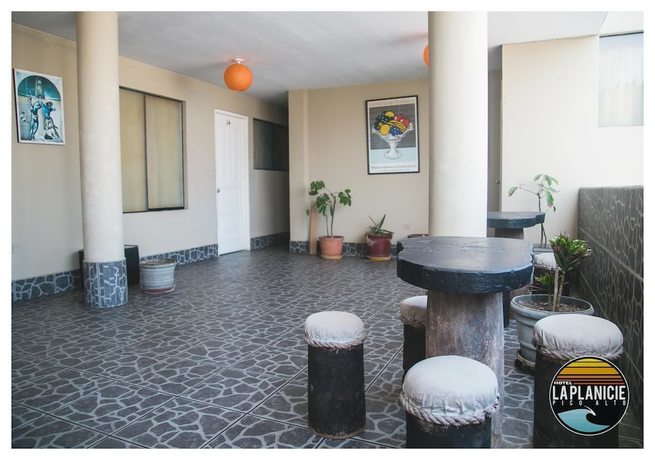 Imagen de los interiores del Hotel La Planicie de Pico Alto. Foto 13