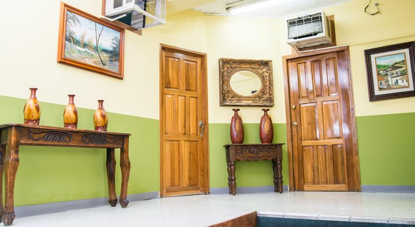 Imagen de los interiores del Hotel La Plata, San Pedro Sula. Foto 7