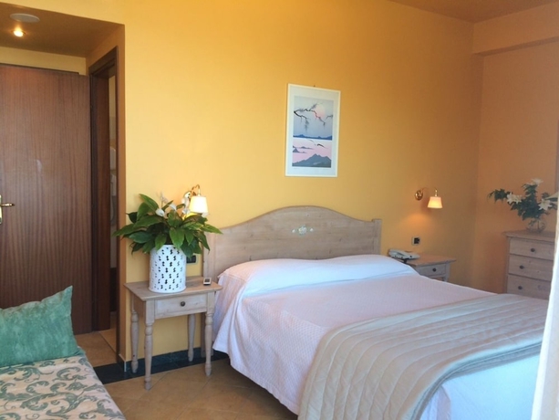 Imagen de la habitación del Hotel La Playa Blanca. Foto 5