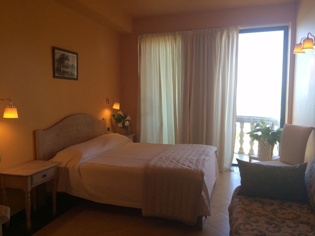 Imagen de la habitación del Hotel La Playa Blanca. Foto 13