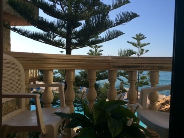 Imagen de la habitación del Hotel La Playa Blanca. Foto 18