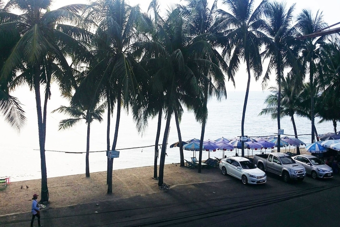 Imagen de los exteriores del Hotel La Playa Boutique Resort. Foto 14
