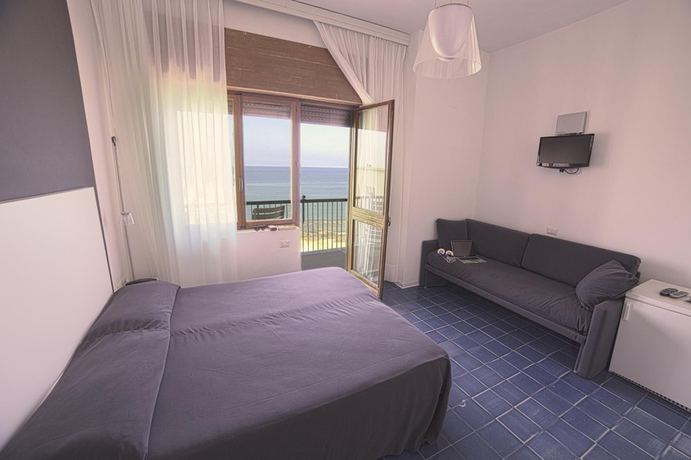 Imagen de la habitación del Hotel La Playa, Capaccio Paestum. Foto 18
