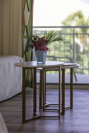 Imagen de la habitación del Hotel La Playa Orient Bay. Foto 3