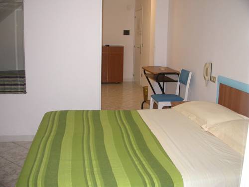 Imagen de la habitación del Hotel La Playa, Sentina. Foto 11