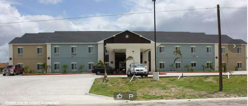 Imagen general del Hotel La Plaza Inn And Suites. Foto 1