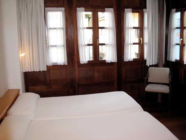 Imagen general del Hotel La Plaza, Luanco. Foto 2