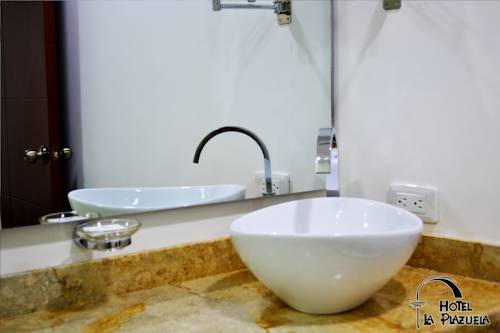 Imagen de la habitación del Hotel La Plazuela, Popayan. Foto 4