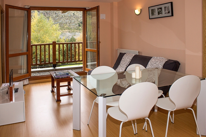 Imagen de la habitación del Hotel La Pleta De Soldeu Apartments. Foto 7