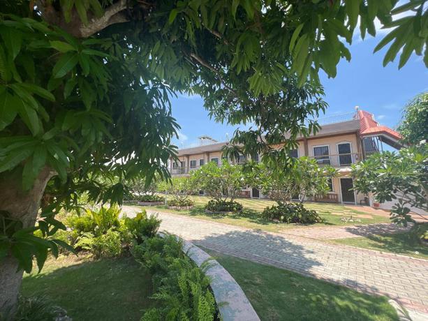 Imagen general del Hotel La Plumerias. Foto 12