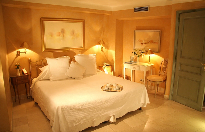 Imagen de la habitación del Hotel La Ponche. Foto 10