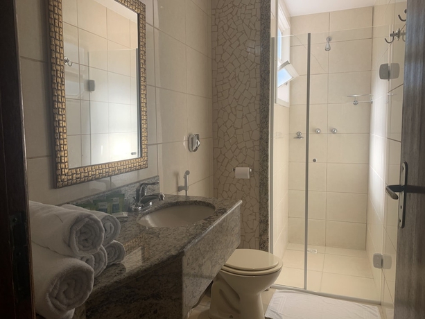 Imagen de la habitación del Hotel La Ponsa Itatiaia. Foto 14