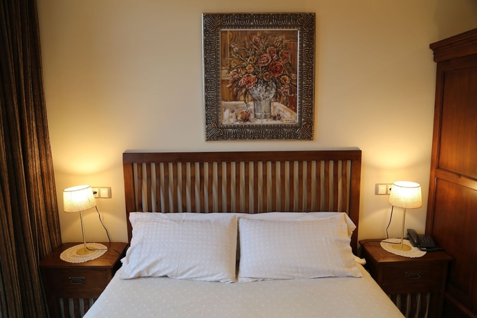 Imagen de la habitación del Hotel La Pontiga. Foto 10
