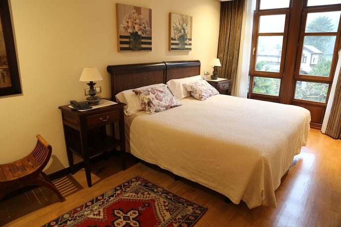 Imagen de la habitación del Hotel La Pontiga. Foto 15