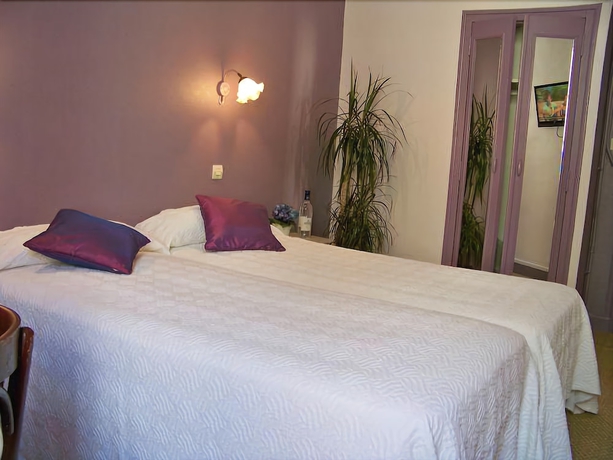 Imagen de la habitación del Hotel La Porte Dijeaux. Foto 3