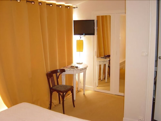 Imagen de la habitación del Hotel La Porte Dijeaux. Foto 7