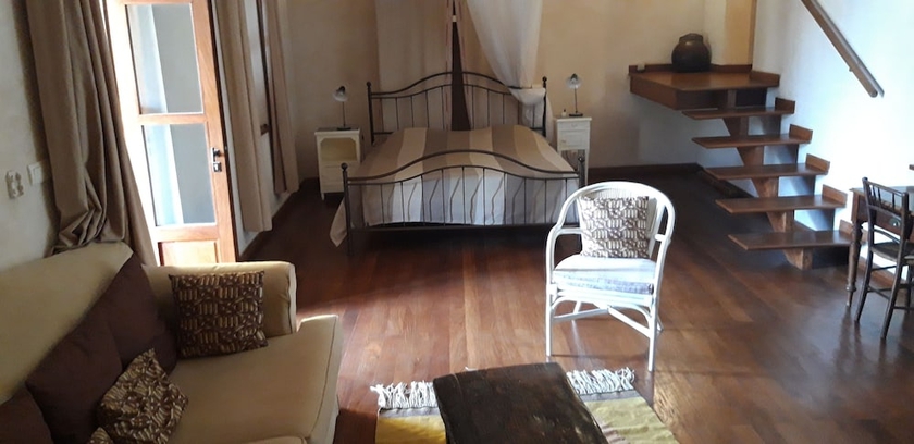 Imagen de la habitación del Hotel La Porte du Retour. Foto 4