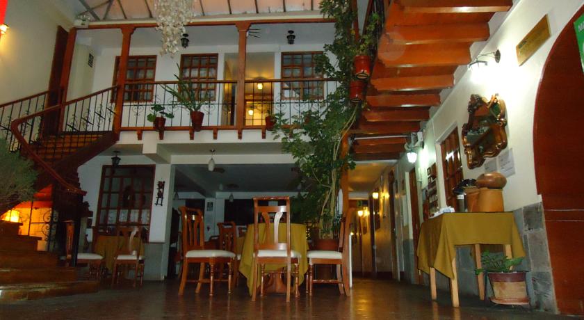 Imagen del bar/restaurante del Hotel La Posada Atahualpa. Foto 2