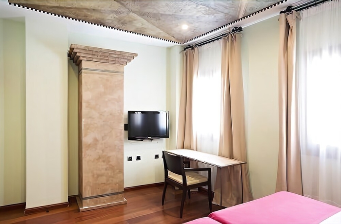 Imagen de la habitación del Hotel La Posada De La Luna. Foto 9