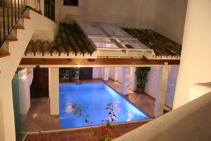 Imagen de la piscina del Hotel La Posada Del Ángel, Ojén. Foto 13