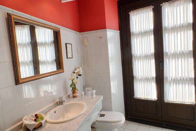 Imagen de la habitación del Hotel La Posada Regia. Foto 20