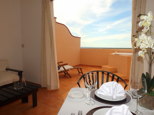 Imagen de la habitación del Hotel La Posada and Beach Club. Foto 2