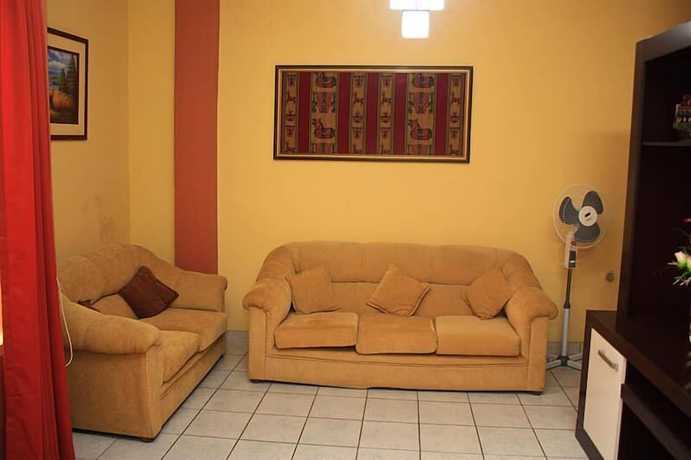 Imagen de la habitación del Hotel La Posada de Lobo and Suites. Foto 4